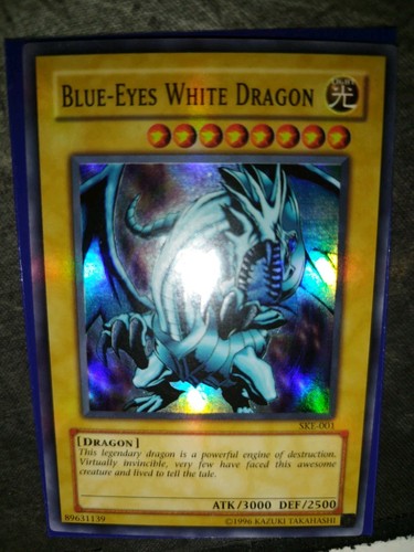 Drago bianco occhi - yu-gi-oh!,
